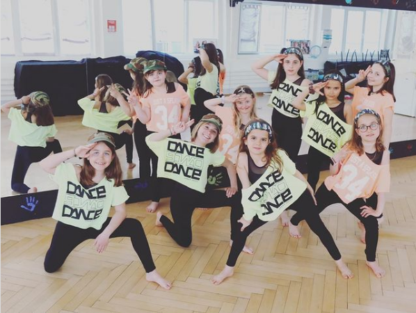 Screenshot 2021 05 17 just dance sur instagram au travail les canailles justdance10ans